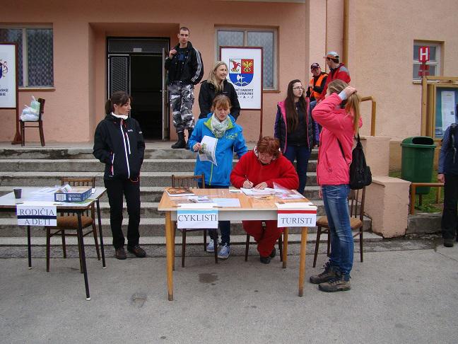 Fotogaléria 23.5.2015 Jastrabská 25 (54) 23.5.2015 Jastrabská 25